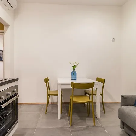 Apartament Elegante Da 6 Blu&oro *