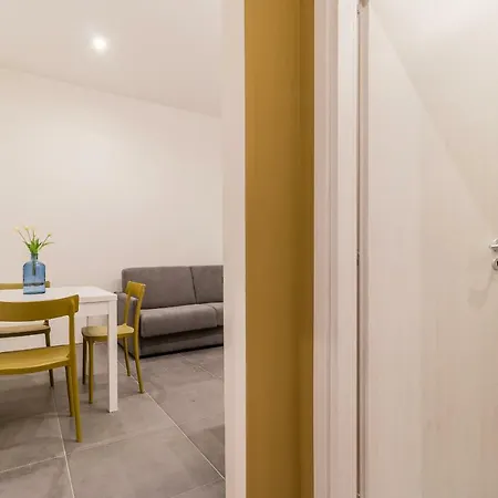 Elegante Da 6 Blu&oro Apartment *