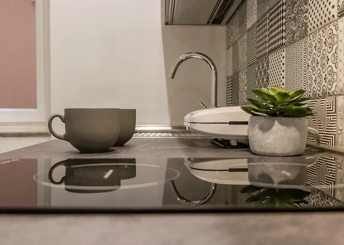 Elegante Da 6 Blu&oro * Triëst