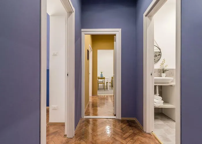 Appartement Elegante Da 6 Blu&oro Triëst